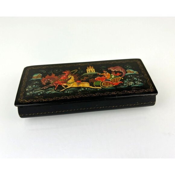 Russian Black Lacquer Hand Painted Artist Signed Trinket Box Hinged Sled Horse - Picture 2 of 16